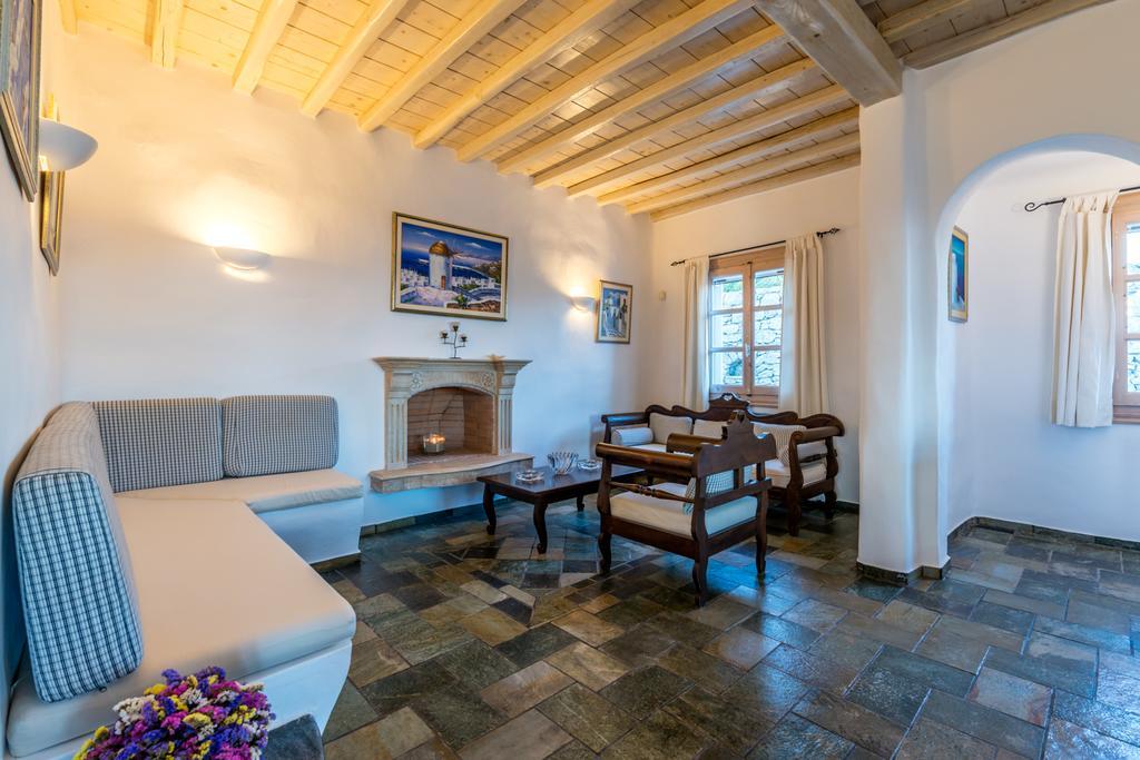 Irini Panormos (Mykonos)
